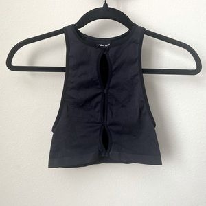 URBAN OUTFITTERS KEYHOLE HIGH NECK CROPPED TANK